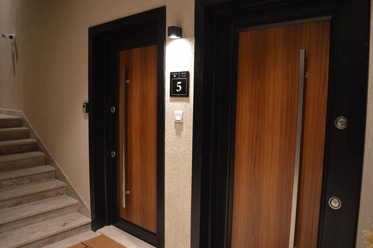 الشقق الفاخرة Modern Apartments Of 3 Bedrooms 5 Minutes To Haram マディーナ エクステリア 写真