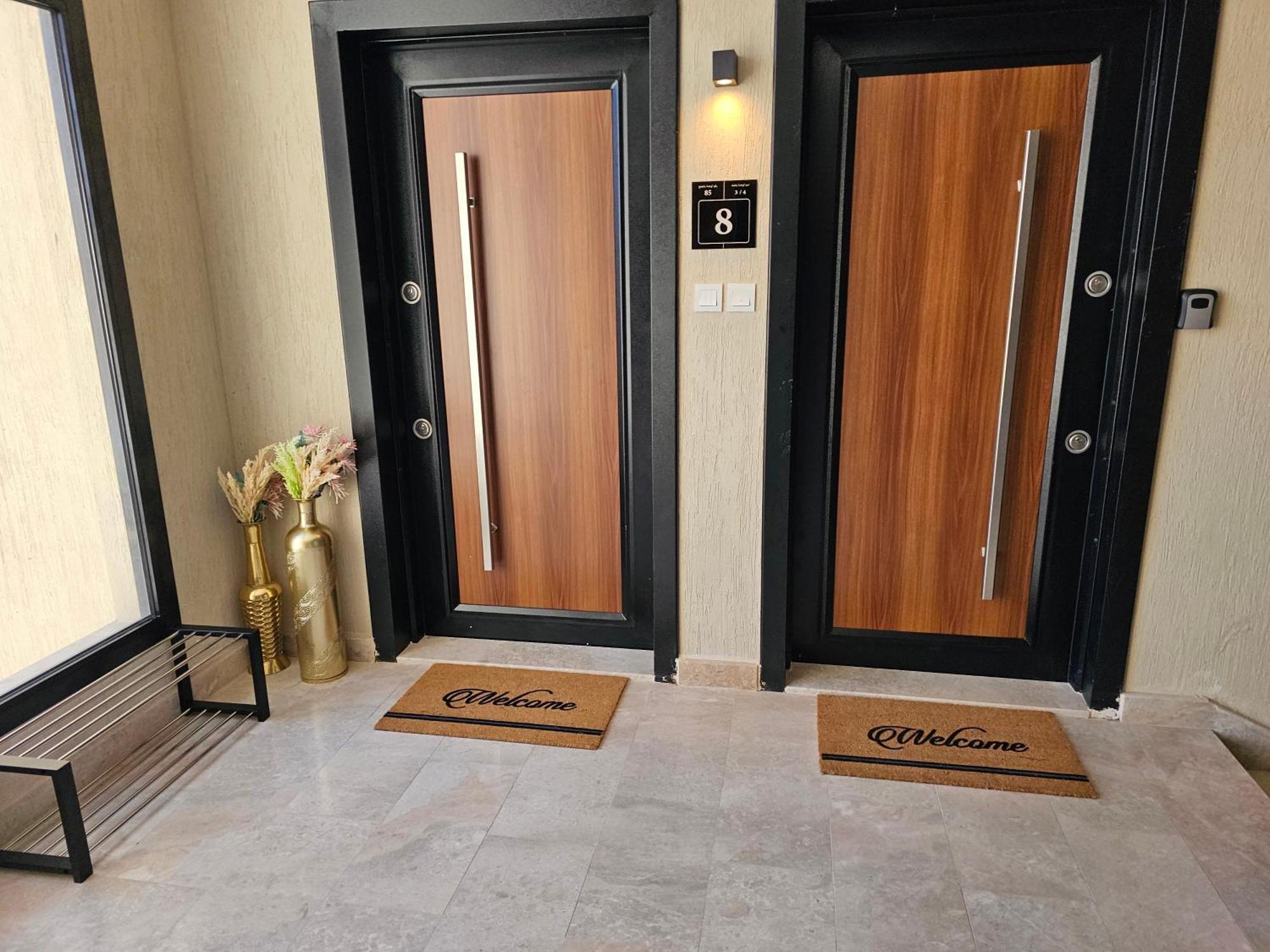 الشقق الفاخرة Modern Apartments Of 3 Bedrooms 5 Minutes To Haram マディーナ エクステリア 写真