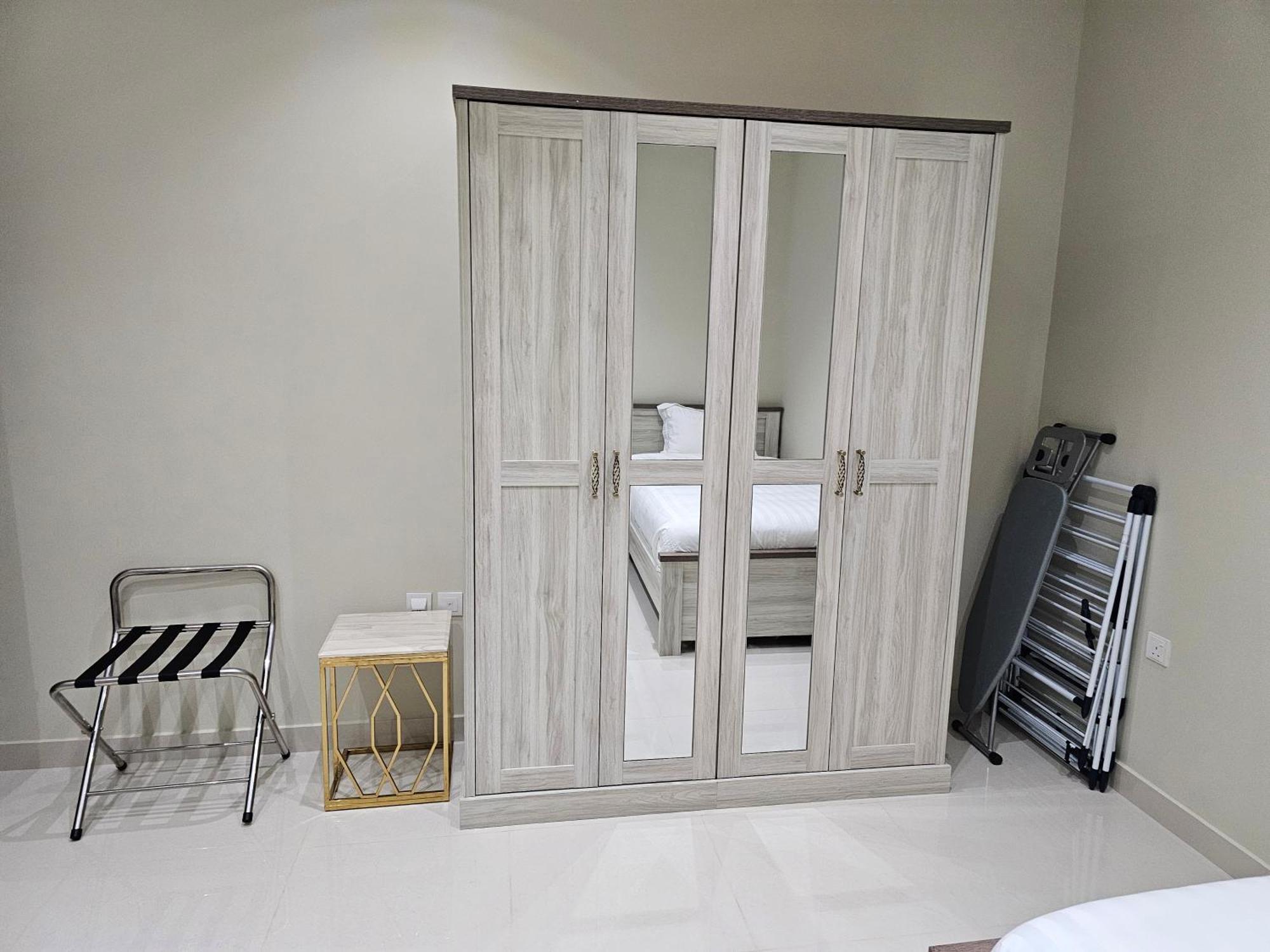 الشقق الفاخرة Modern Apartments Of 3 Bedrooms 5 Minutes To Haram マディーナ エクステリア 写真